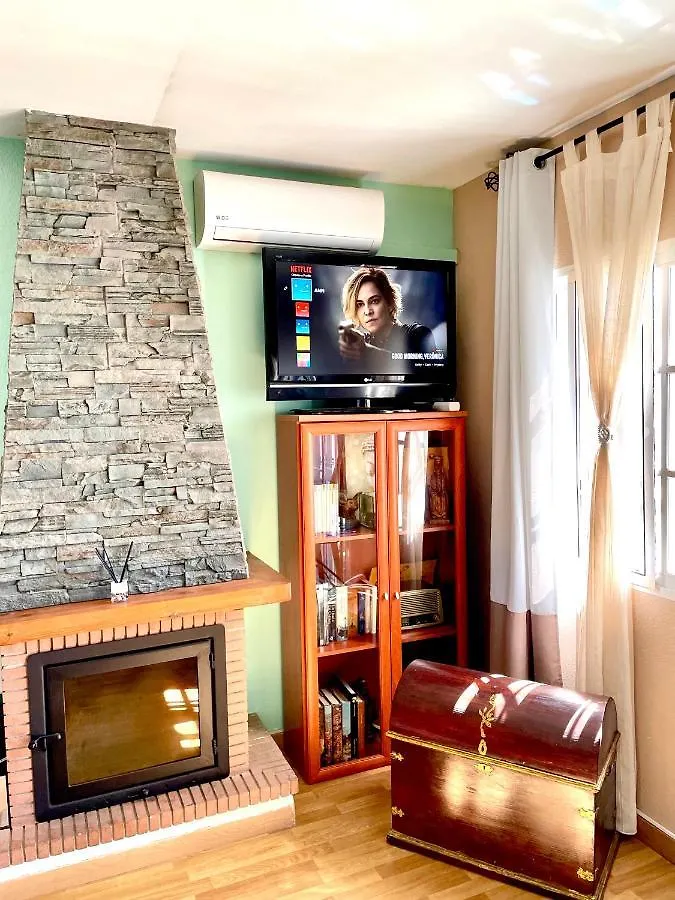 Cozy Studio In Benajarafe With Chimney